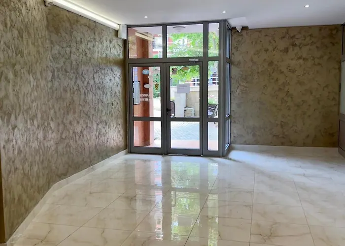 Апартамент Seaside Несебър